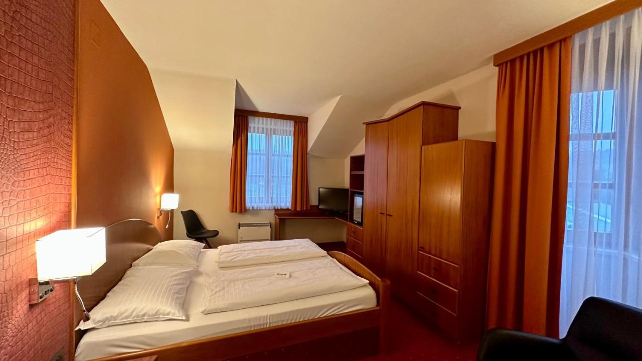 Vitalhotel Krainz Лойперсдорф-бай-Фюрстенфельд Экстерьер фото