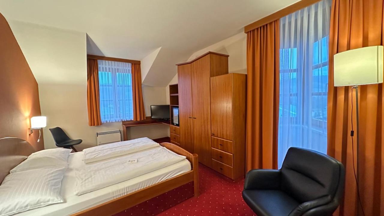 Vitalhotel Krainz Лойперсдорф-бай-Фюрстенфельд Экстерьер фото