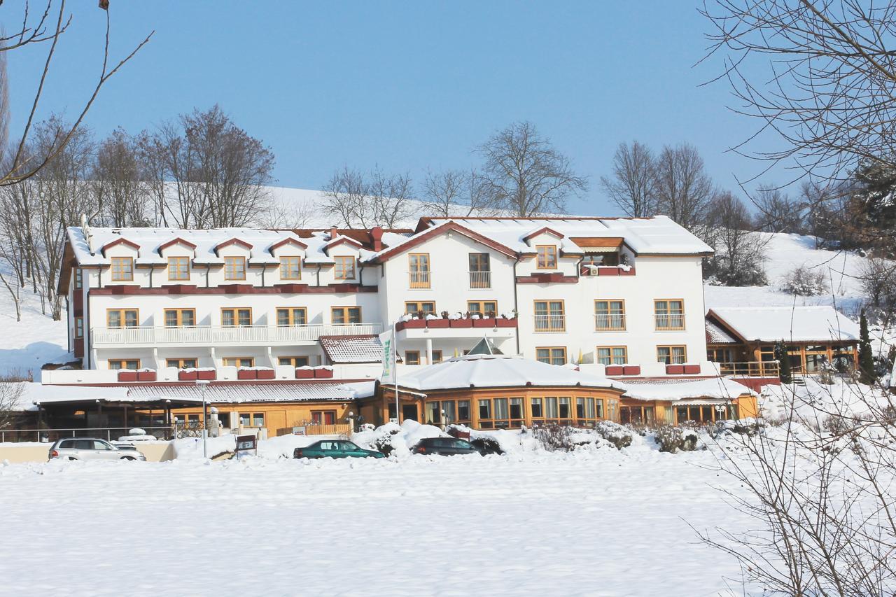 Vitalhotel Krainz Лойперсдорф-бай-Фюрстенфельд Экстерьер фото
