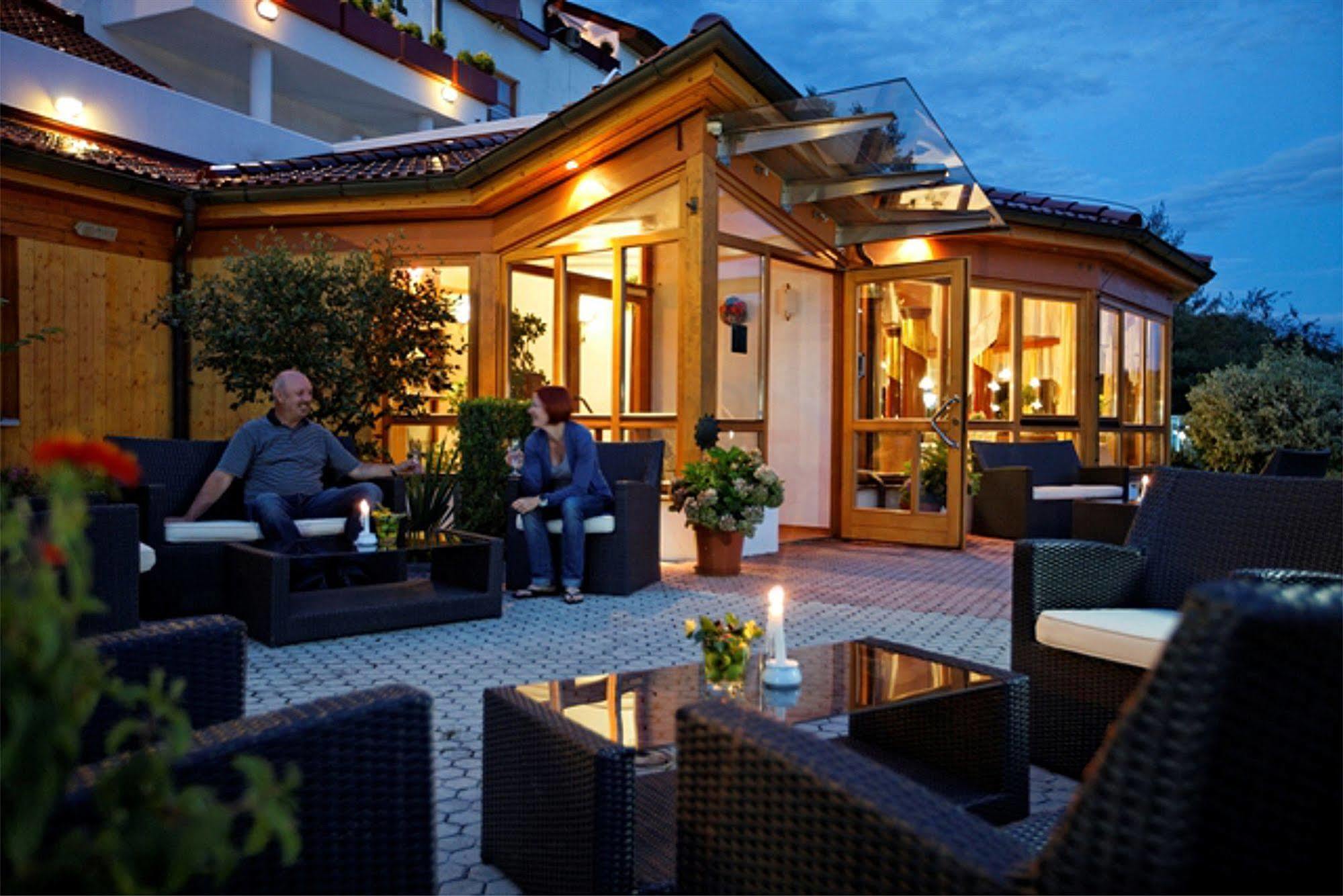 Vitalhotel Krainz Лойперсдорф-бай-Фюрстенфельд Экстерьер фото